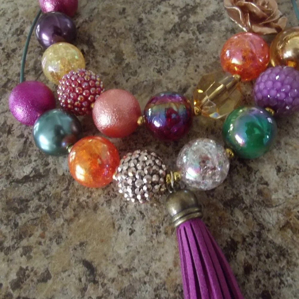 Lot of 2 Necklaces Chunky Beaded Artisan Made - Purple, teal, pink & Gold Tones - Picture 5 of 7